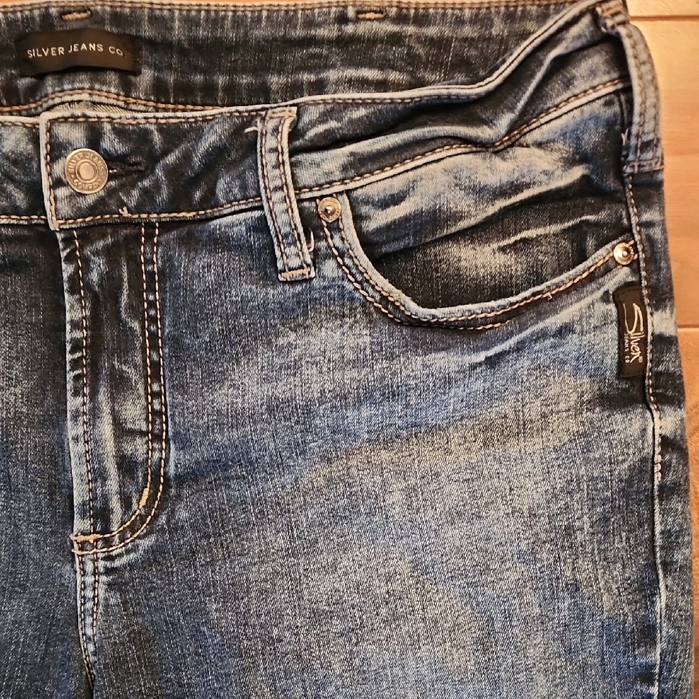 Silver Jeans, Size 16/33 Suki Slim Boot In Excellent Condition!